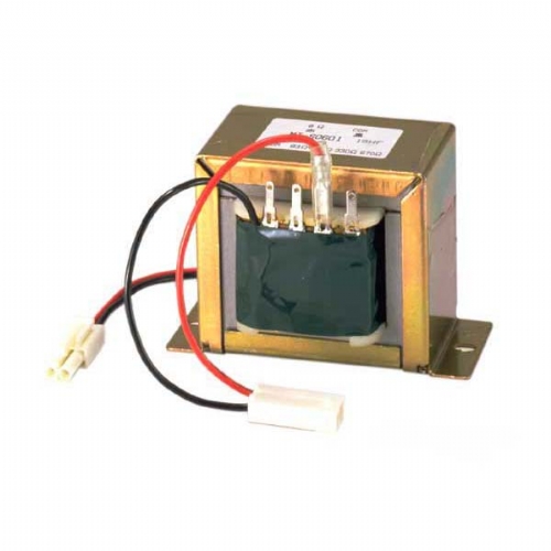 Převodní transformátor 100 voltů / 8 ohmů